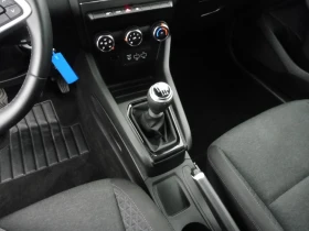 Renault Clio 1.0 Tce Equilibre, снимка 2