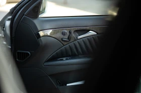 Mercedes-Benz E 320 W211, снимка 15