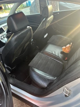 VW Passat 2.0 tdi bluemotion | Mobile.bg    6