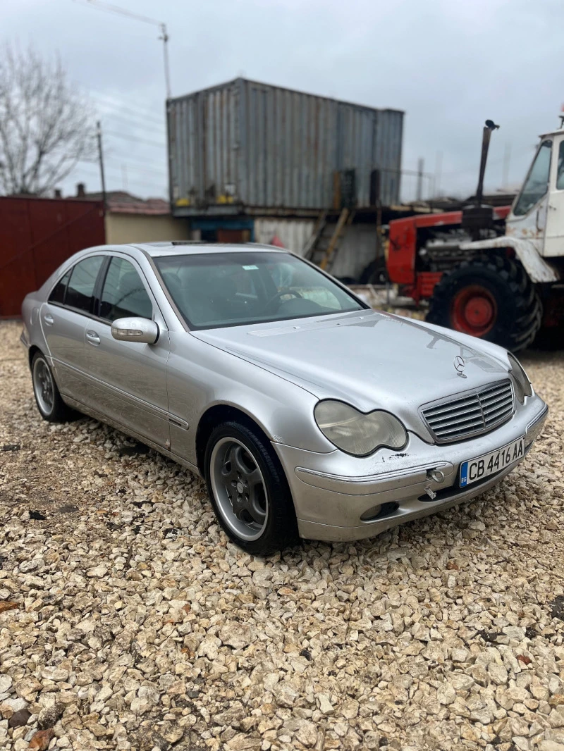 Mercedes-Benz C 270  Mercedes C270 w203 na chasti , снимка 1 - Автомобили и джипове - 44846630