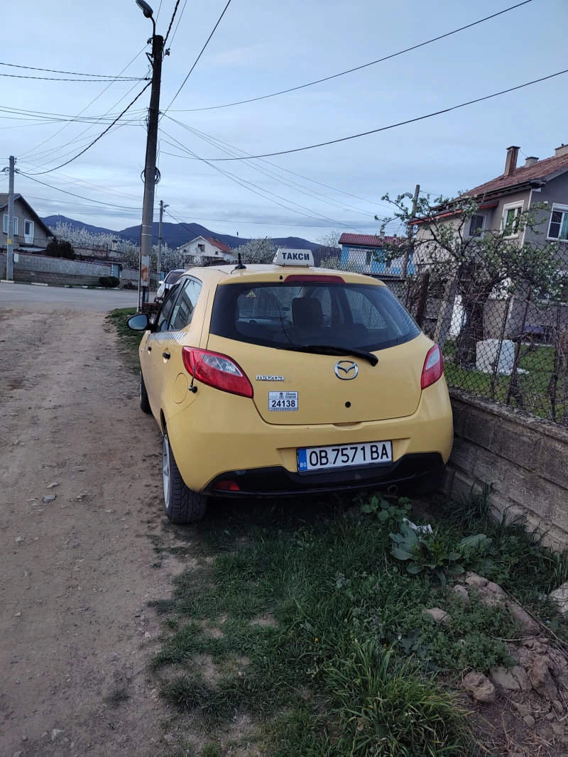 Mazda 2, снимка 9 - Автомобили и джипове - 47441004