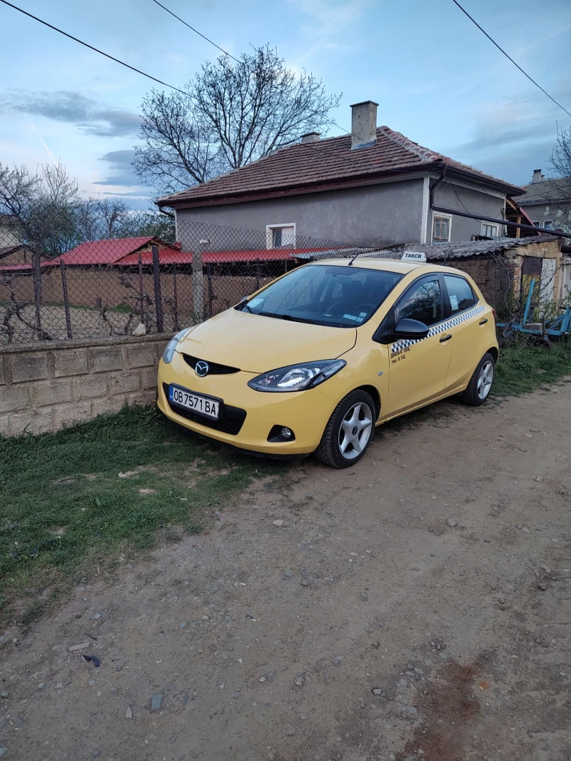 Mazda 2, снимка 7 - Автомобили и джипове - 47441004