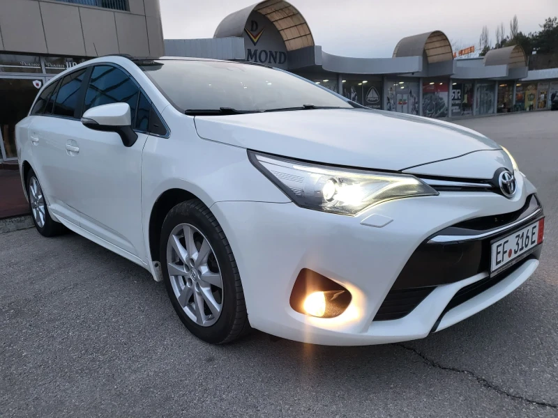 Toyota Avensis 2.0 D4D, снимка 7 - Автомобили и джипове - 48295743