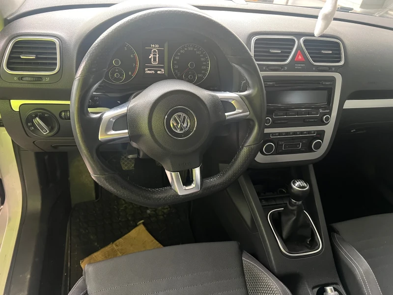 VW Scirocco 1.4 TFSI, снимка 10 - Автомобили и джипове - 48841832