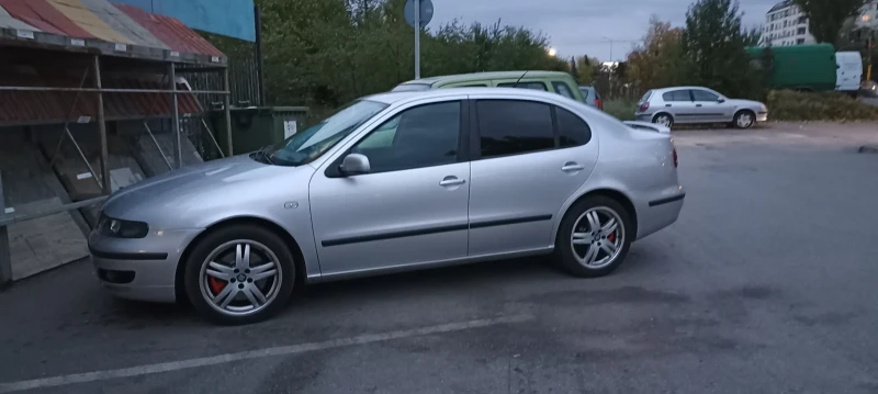 Seat Toledo 1.8т 180, снимка 3 - Автомобили и джипове - 48924107