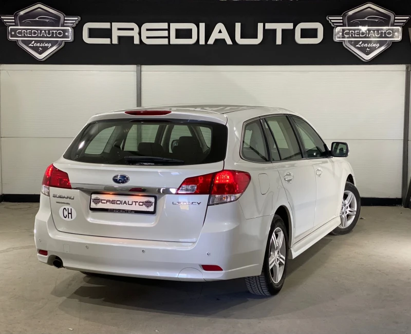 Subaru Legacy 2.0i AWD, снимка 4 - Автомобили и джипове - 50648156
