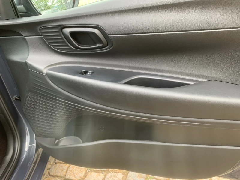 Hyundai I20 75k.c., снимка 15 - Автомобили и джипове - 51277073