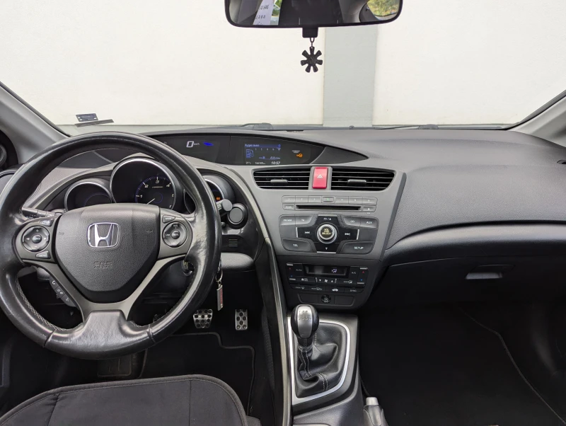 Honda Civic 1.6, снимка 6 - Автомобили и джипове - 52307792