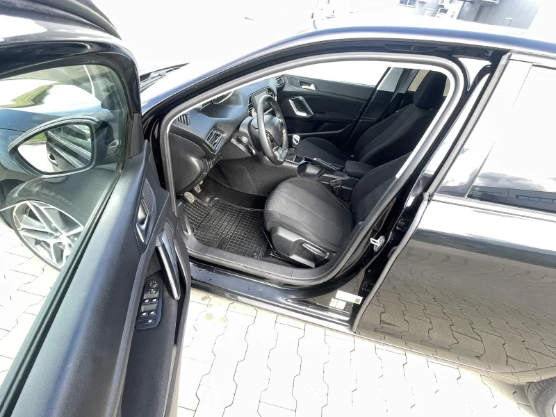 Peugeot 308 1.6 120 кс, снимка 11 - Автомобили и джипове - 52005811