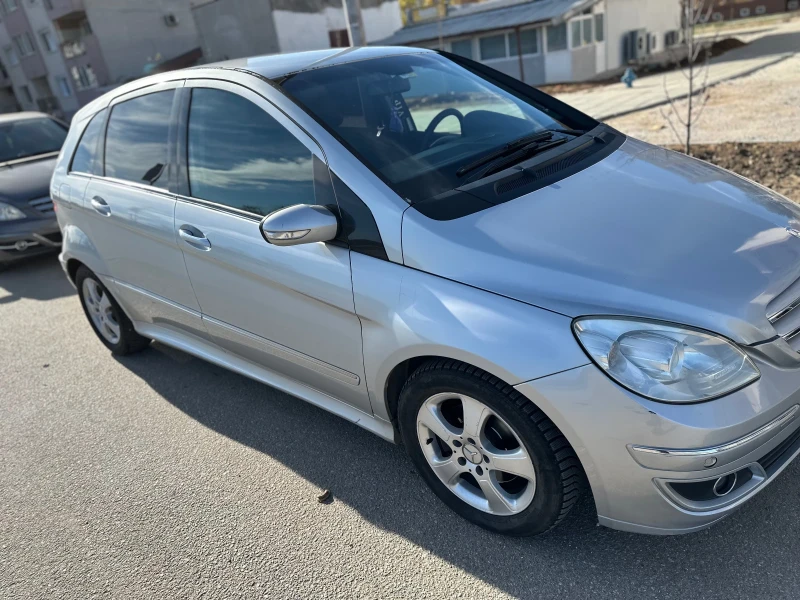 Mercedes-Benz B 200, снимка 2 - Автомобили и джипове - 52536018