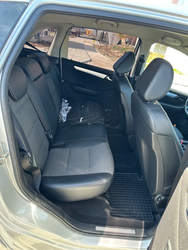 Mercedes-Benz B 200, снимка 5 - Автомобили и джипове - 52536018