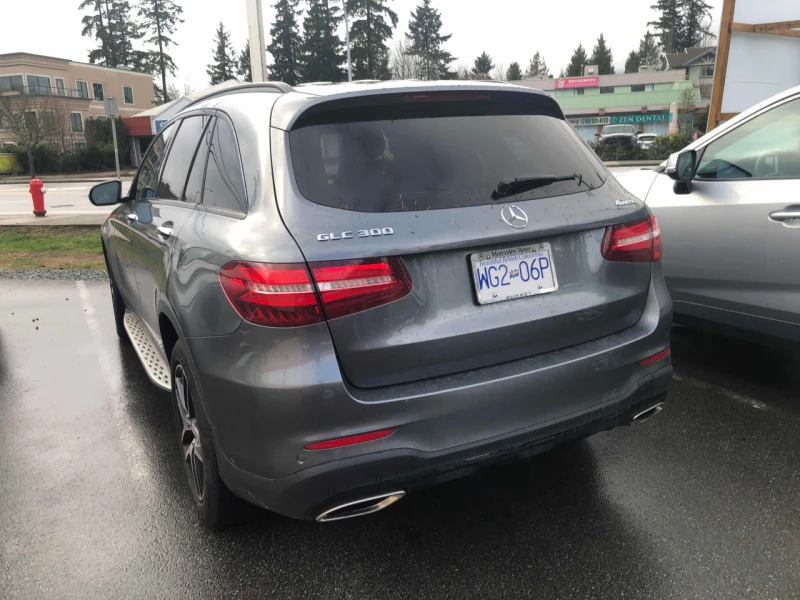 Mercedes-Benz 300 CARFAX* АВТОФИНАНСИРАНЕ* БЕЗ ПЪРВОНАЧАЛНА ВНОСКА* , снимка 4 - Автомобили и джипове - 52925968