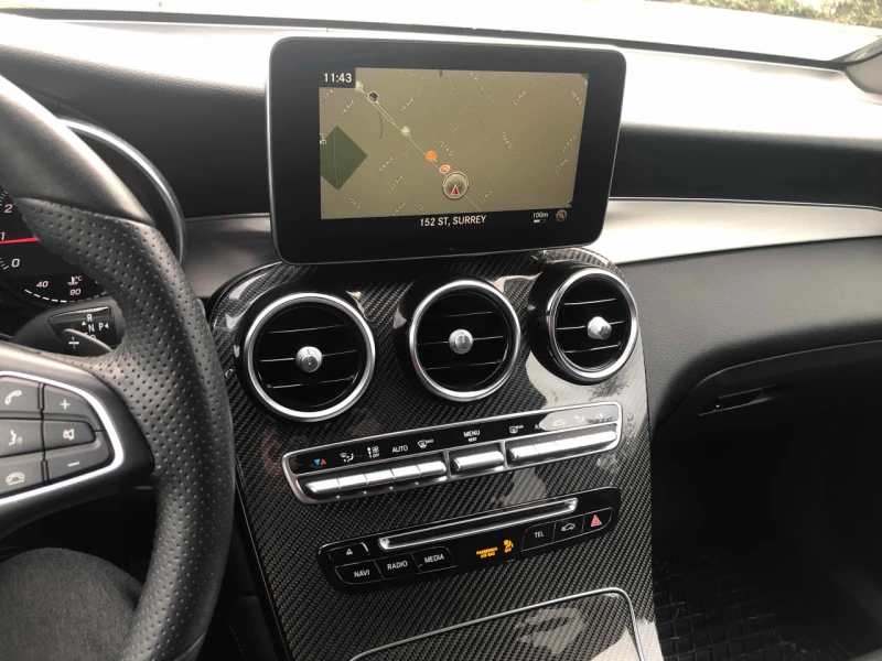 Mercedes-Benz 300 CARFAX* АВТОФИНАНСИРАНЕ* БЕЗ ПЪРВОНАЧАЛНА ВНОСКА* , снимка 8 - Автомобили и джипове - 52925968