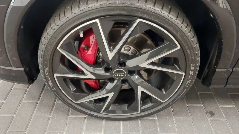 Audi RSQ3 Sportback Sonos Matrix Teglich Panorama, снимка 17 - Автомобили и джипове - 53181595