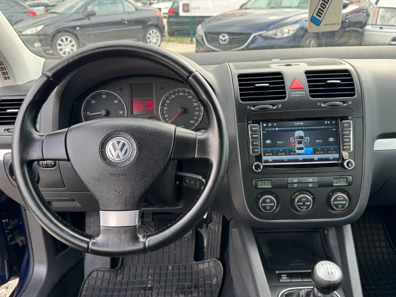VW Golf 1.9 - 90кс., снимка 9 - Автомобили и джипове - 53234491