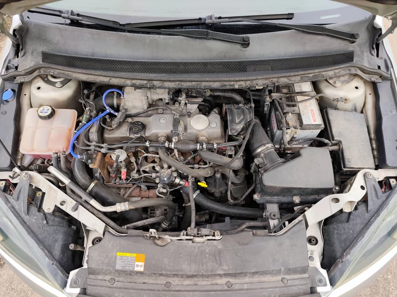 Ford Focus 1.8 TDCi, снимка 12 - Автомобили и джипове - 53338446