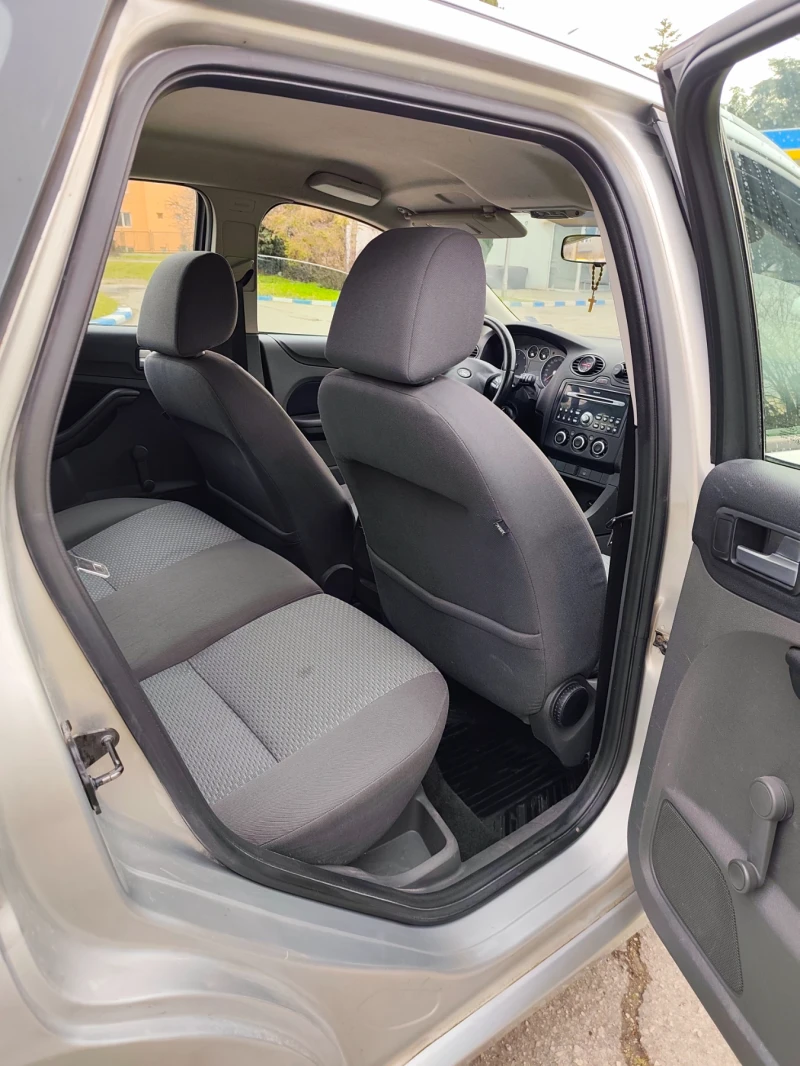 Ford Focus 1.8 TDCi, снимка 9 - Автомобили и джипове - 53338446