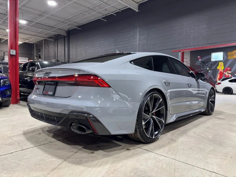 Audi Rs7 quattro* АвтоКредит* (ЦЕНА ДО БГ), снимка 3 - Автомобили и джипове - 53539684