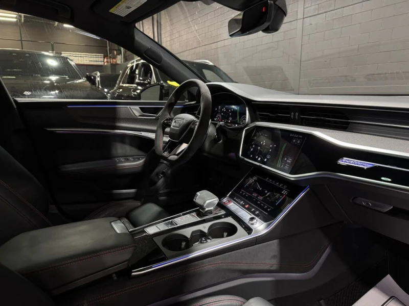 Audi Rs7 quattro* АвтоКредит* (ЦЕНА ДО БГ), снимка 10 - Автомобили и джипове - 53539684