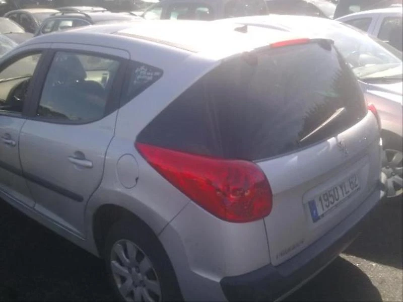 Peugeot 207 1.4i /1.4i 16V/1.4/1.6Hdi, снимка 12 - Автомобили и джипове - 48320244