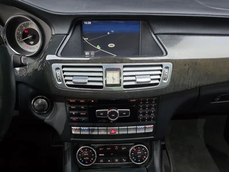 Mercedes-Benz CLS 350 Blue Efficiency, снимка 12 - Автомобили и джипове - 55037987