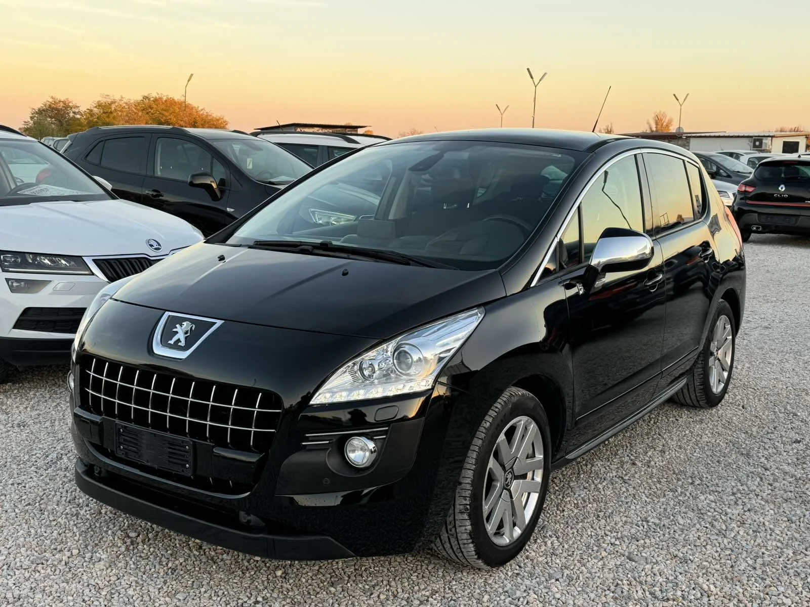 Peugeot 3008 2.0HDI HYBRID 4X4, снимка 1