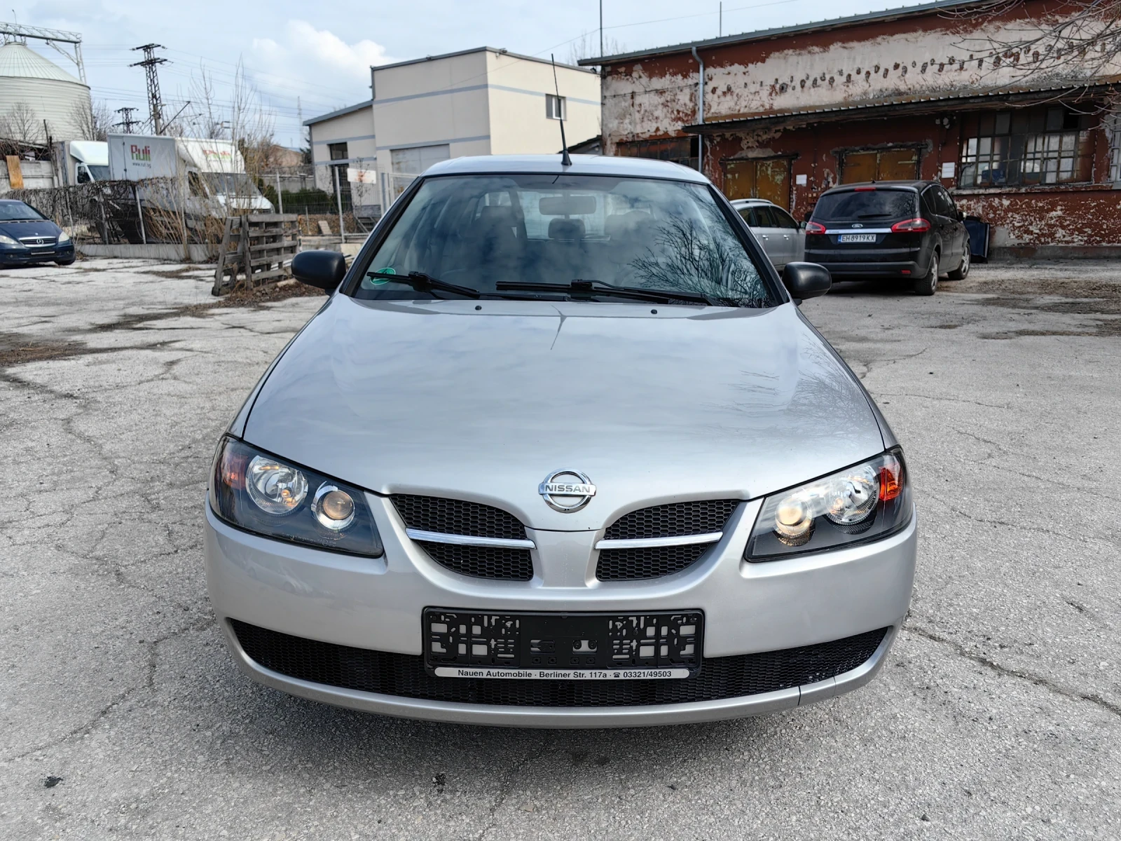 Nissan Almera 1.5 бензин 98 кс, ЕВРО 4, Facelift, 5 врати, Отлич - [1] 