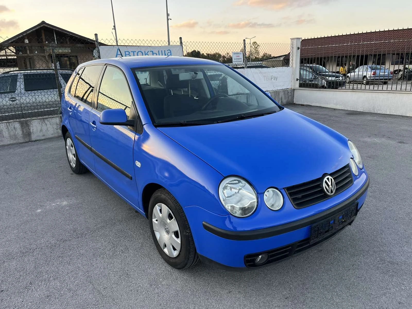 VW Polo 1.9SDI 68кс КЛИМАТИК - изображение 3