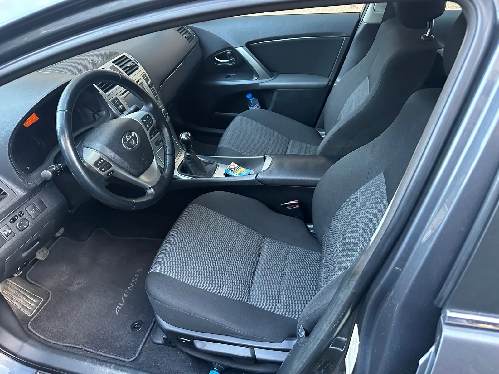 Toyota Avensis  - изображение 8