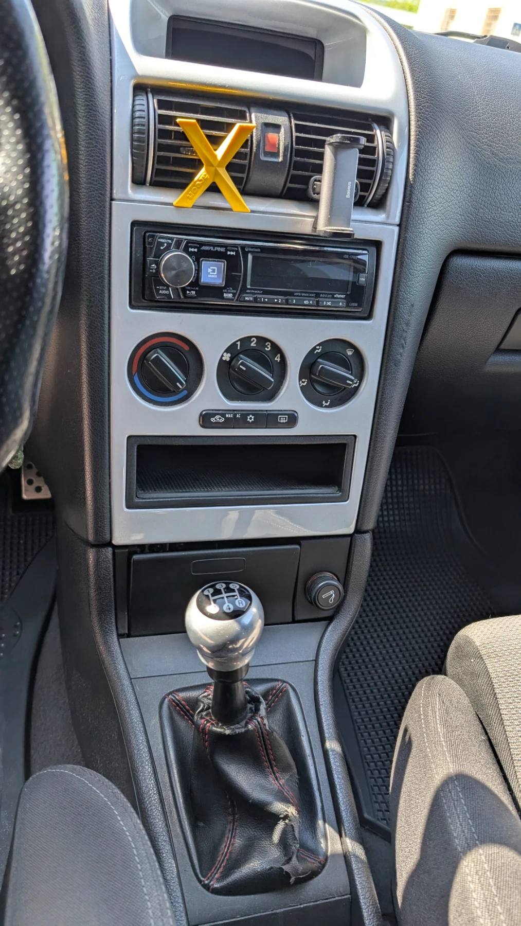 Opel Astra  - изображение 9