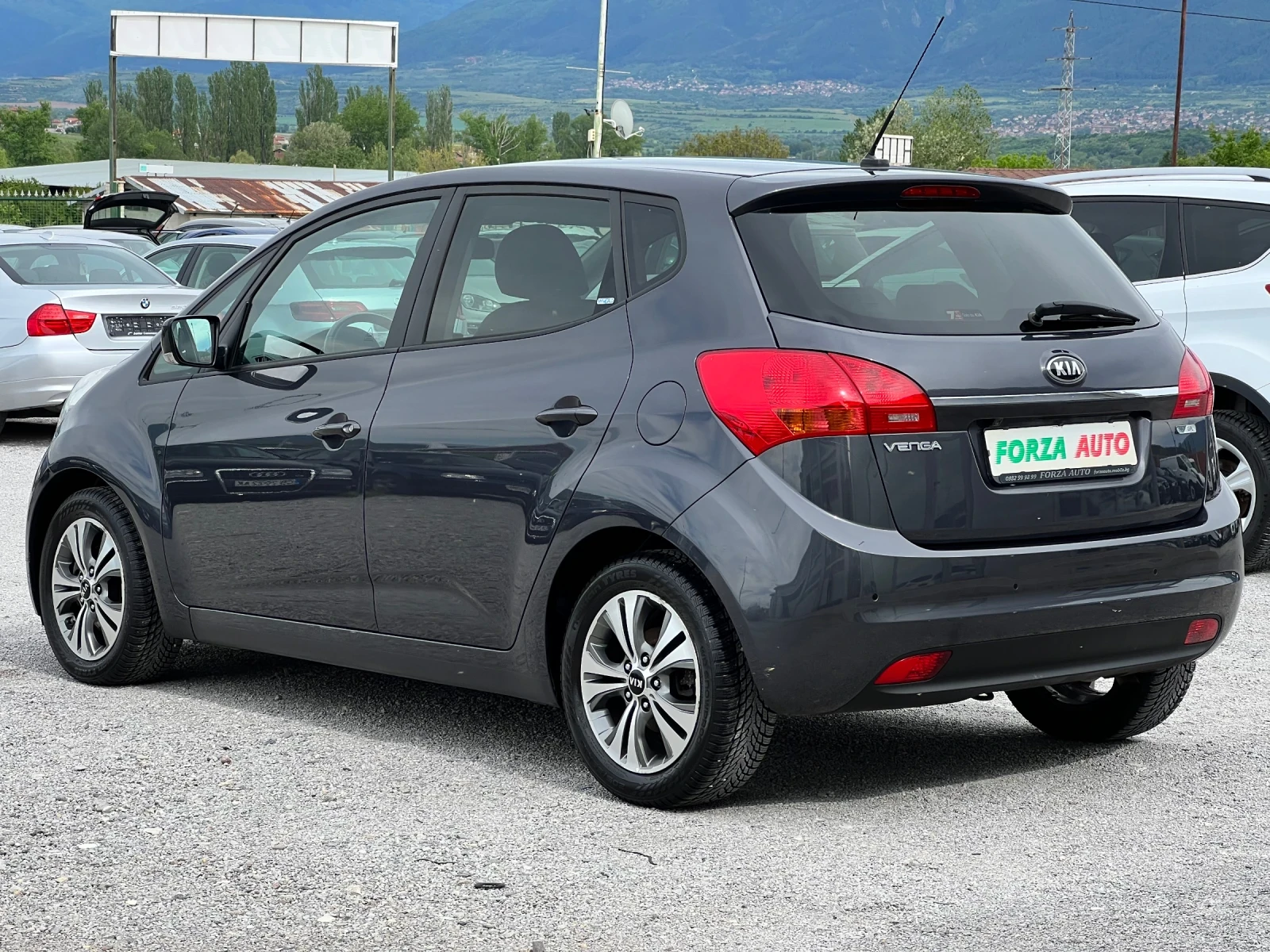 Kia Venga 1.4i-ГАЗ-NAVI-КАМЕРА-EURO 6B - изображение 6