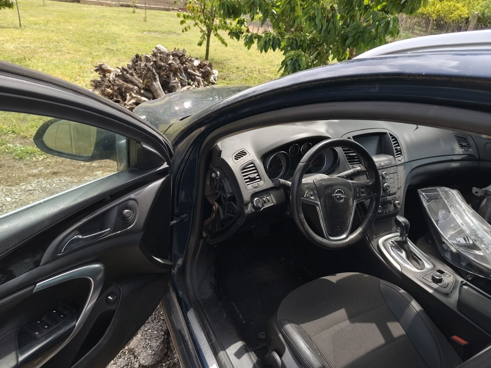 Opel Insignia 2.0CDTI Нави, Кожа, Ел. Багажник. Отличен двигател - изображение 6