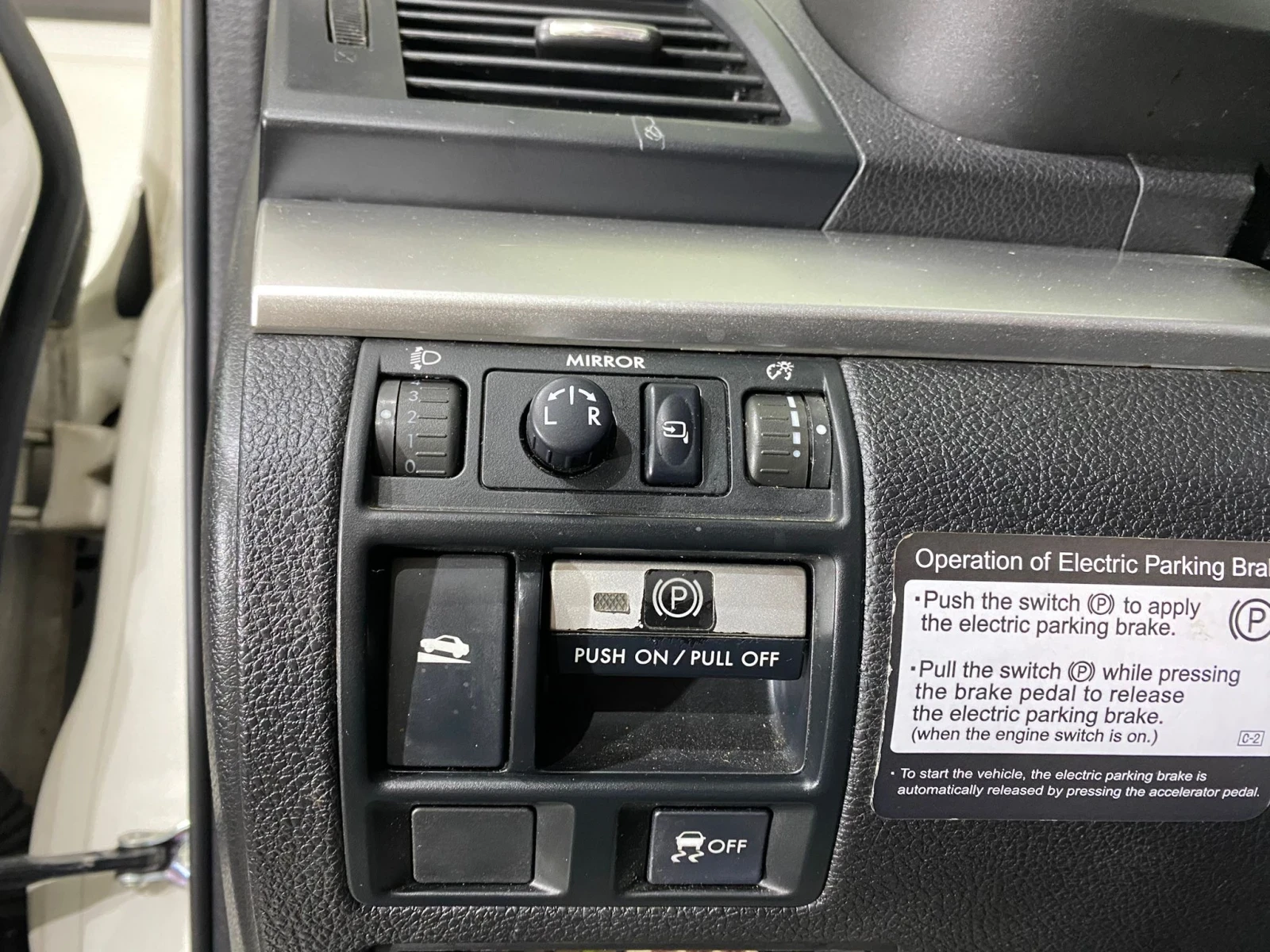 Subaru Legacy 2.0i AWD | Mobile.bg   13