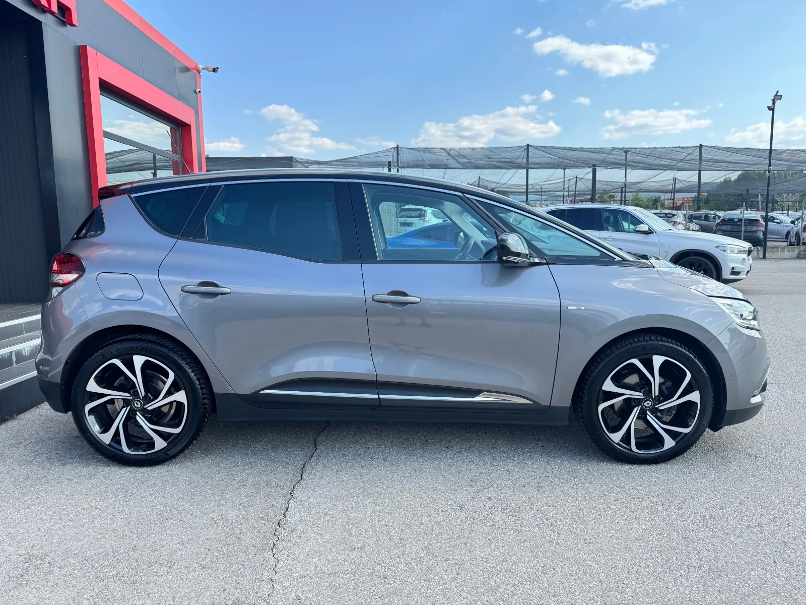 Renault Scenic 1.5D-BOSE-LED-KEYLESS-DISTRONIC-BLIND SPOT-FULL - изображение 5