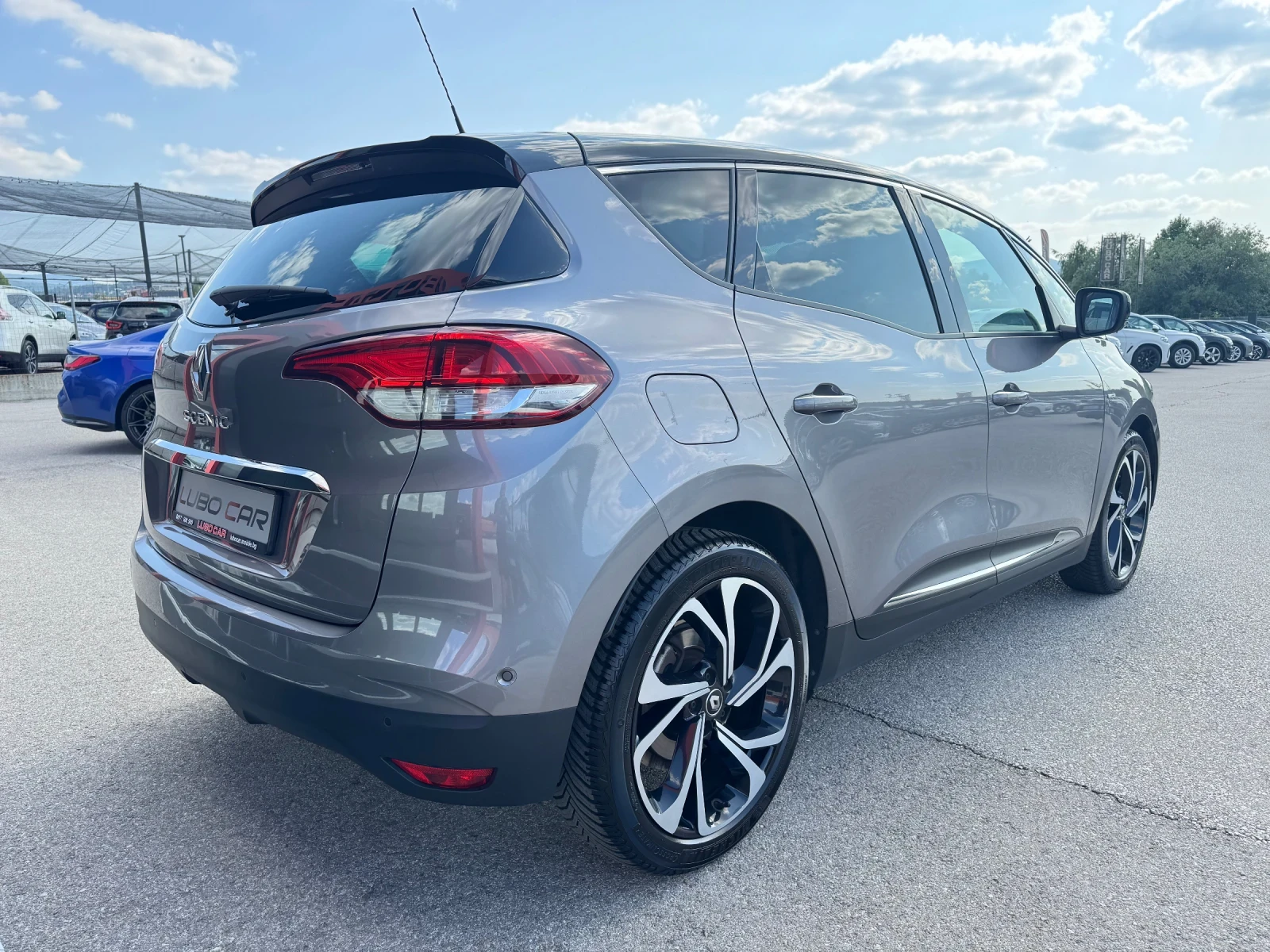 Renault Scenic 1.5D-BOSE-LED-KEYLESS-DISTRONIC-BLIND SPOT-FULL - изображение 4