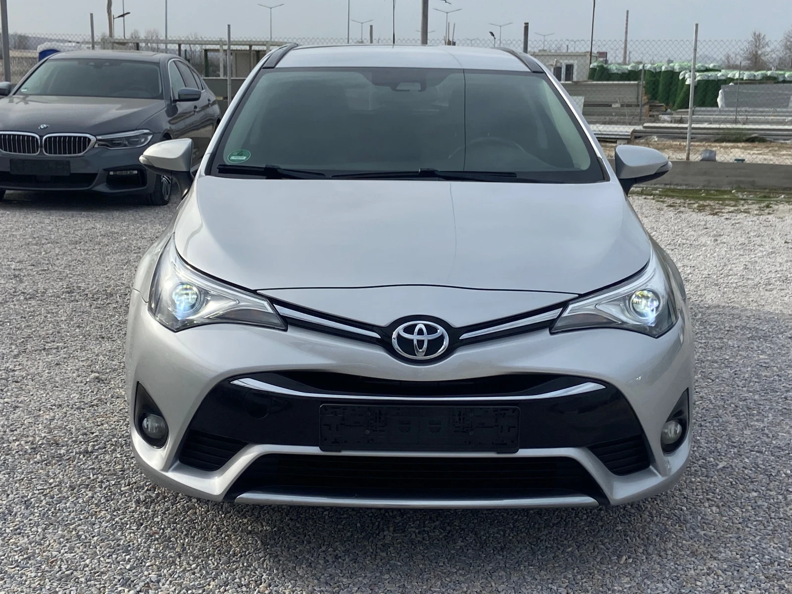 Toyota Avensis 1.8 vvti DISTRONIK LANE ASISTENT KAMERA - изображение 6