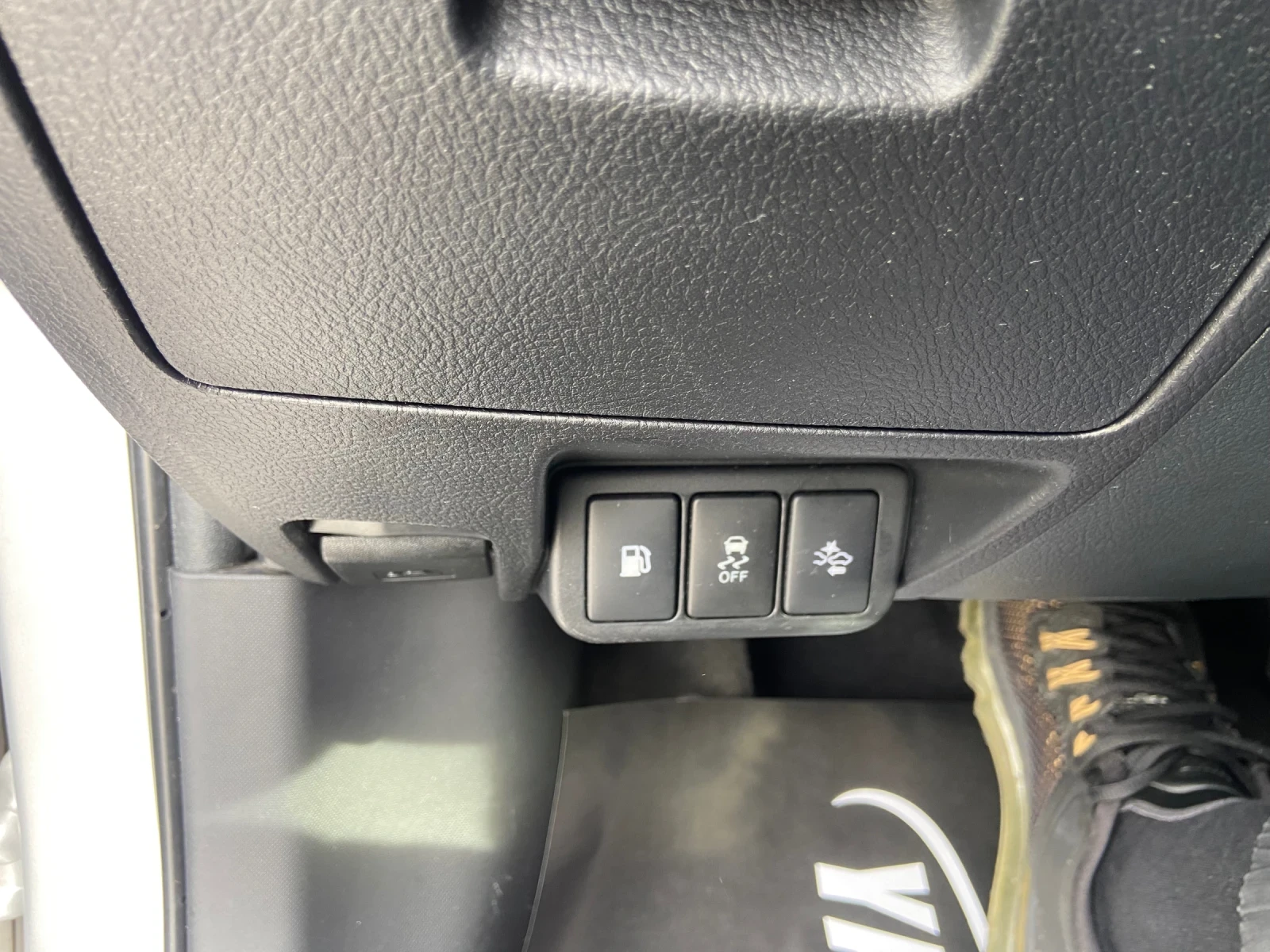 Toyota Avensis 1.8 vvti DISTRONIK LANE ASISTENT KAMERA | Mobile.bg   13