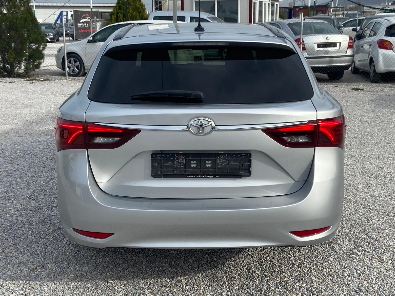 Toyota Avensis 1.8 vvti DISTRONIK LANE ASISTENT KAMERA - изображение 4