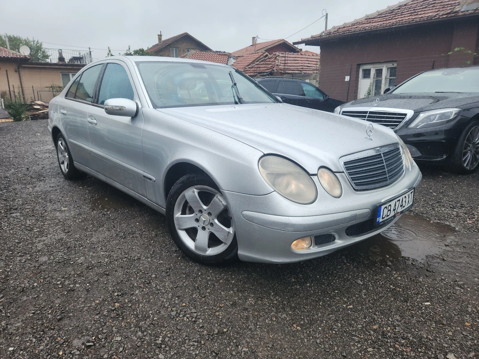 Mercedes-Benz E 220  - изображение 3