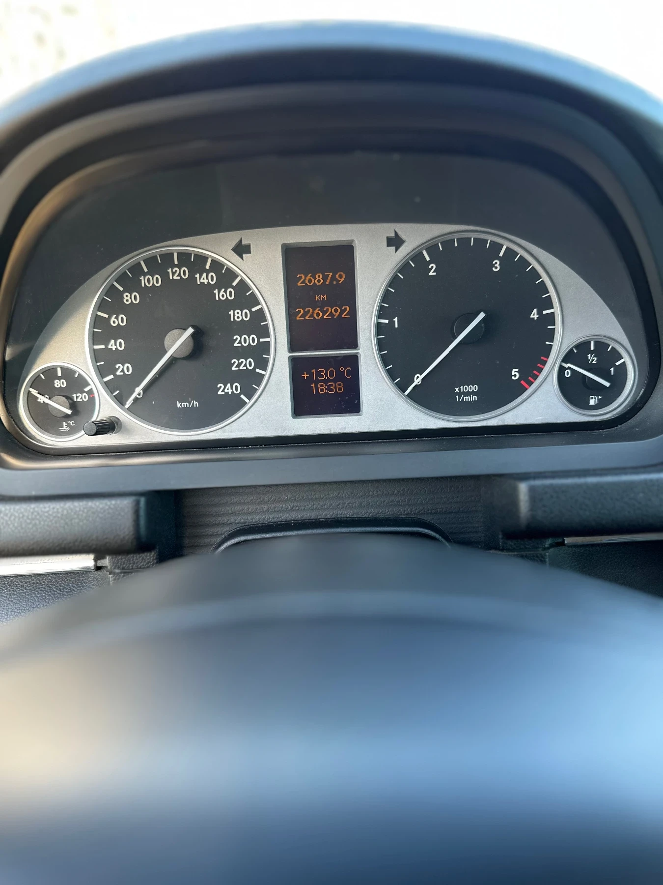 Mercedes-Benz B 200 | Mobile.bg   8