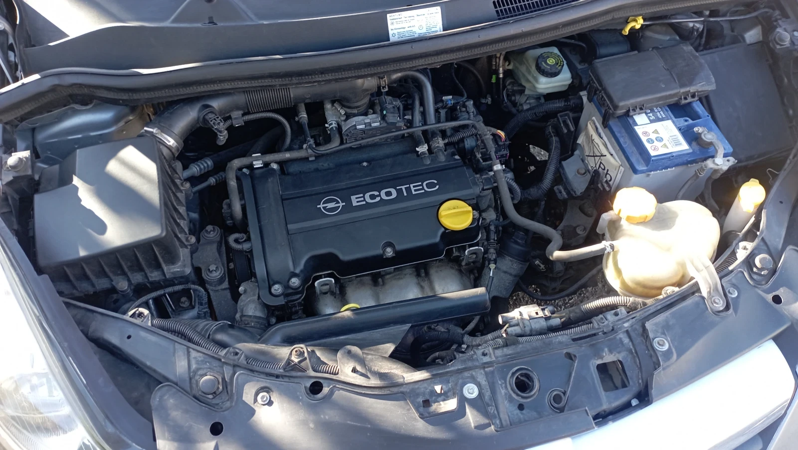 Opel Corsa 1.4 I  | Mobile.bg � ����������� 15