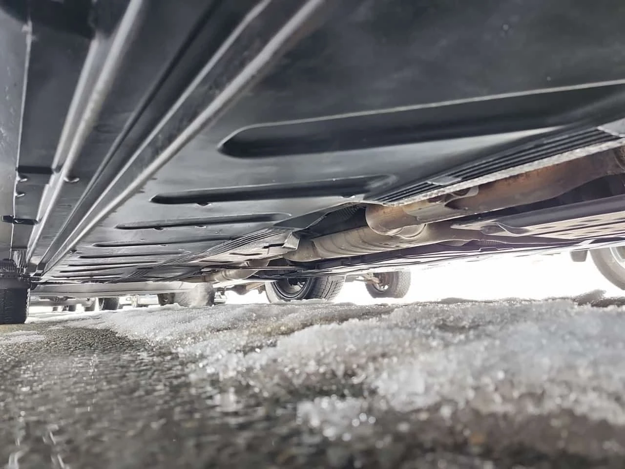 Mercedes-Benz E 450 * 4MATIC* DISTRONIC* BURMESTER* ПАНО* ДВА КЛЮЧА* +, снимка 17 - Автомобили и джипове - 53713838