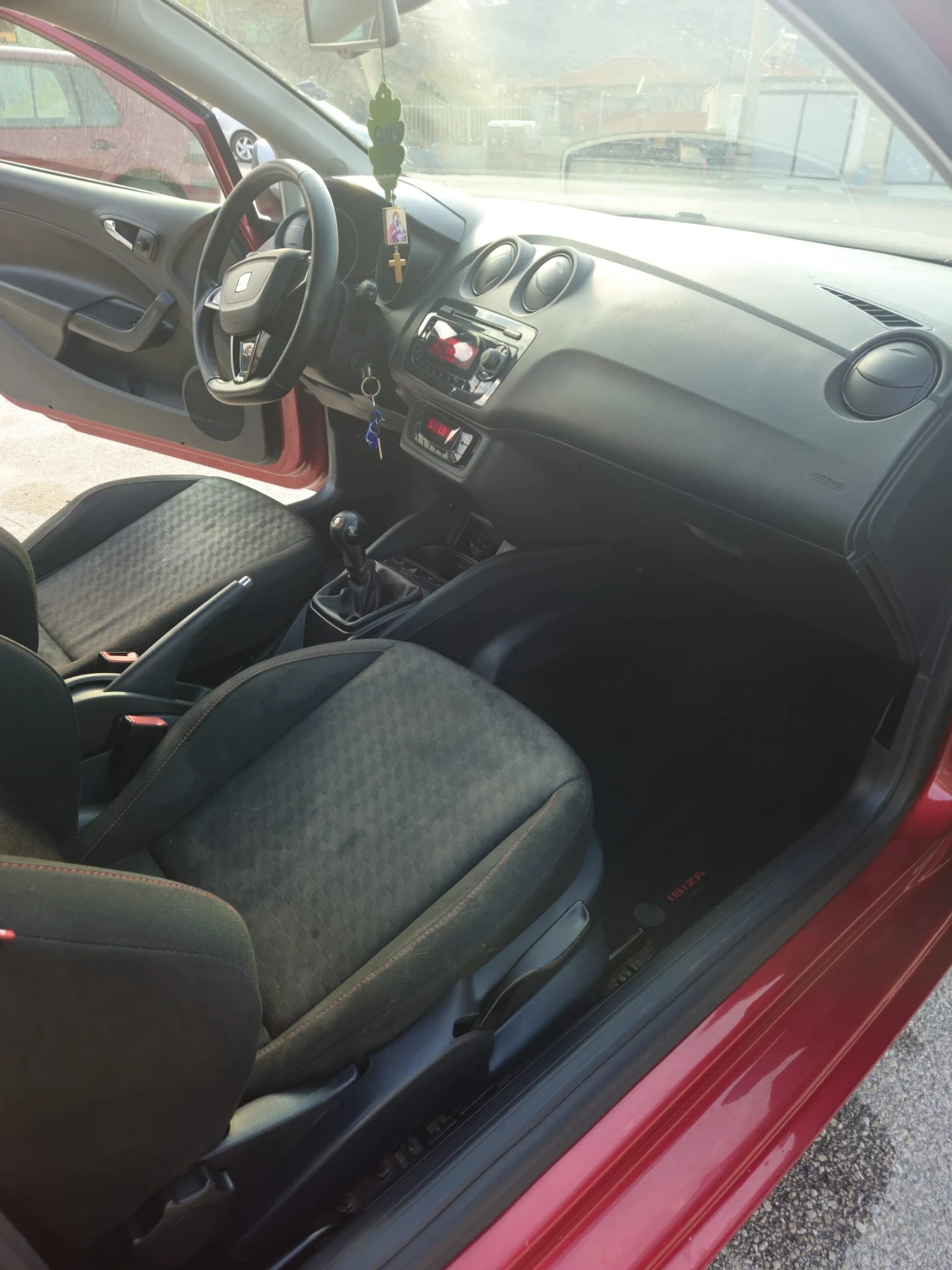 Seat Ibiza 2.0 TDI, снимка 8 - Автомобили и джипове - 53879514