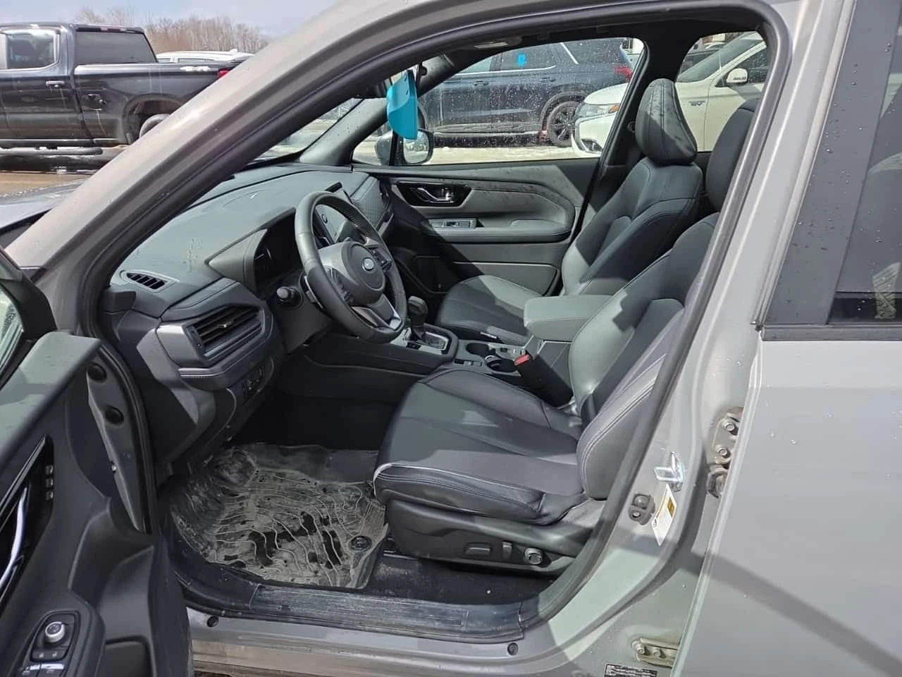 Subaru Forester  LIMITED| PANORAMA| ПОДГРЕВИ| 2 КЛЮЧА| CARFAX , снимка 7 - Автомобили и джипове - 53900153