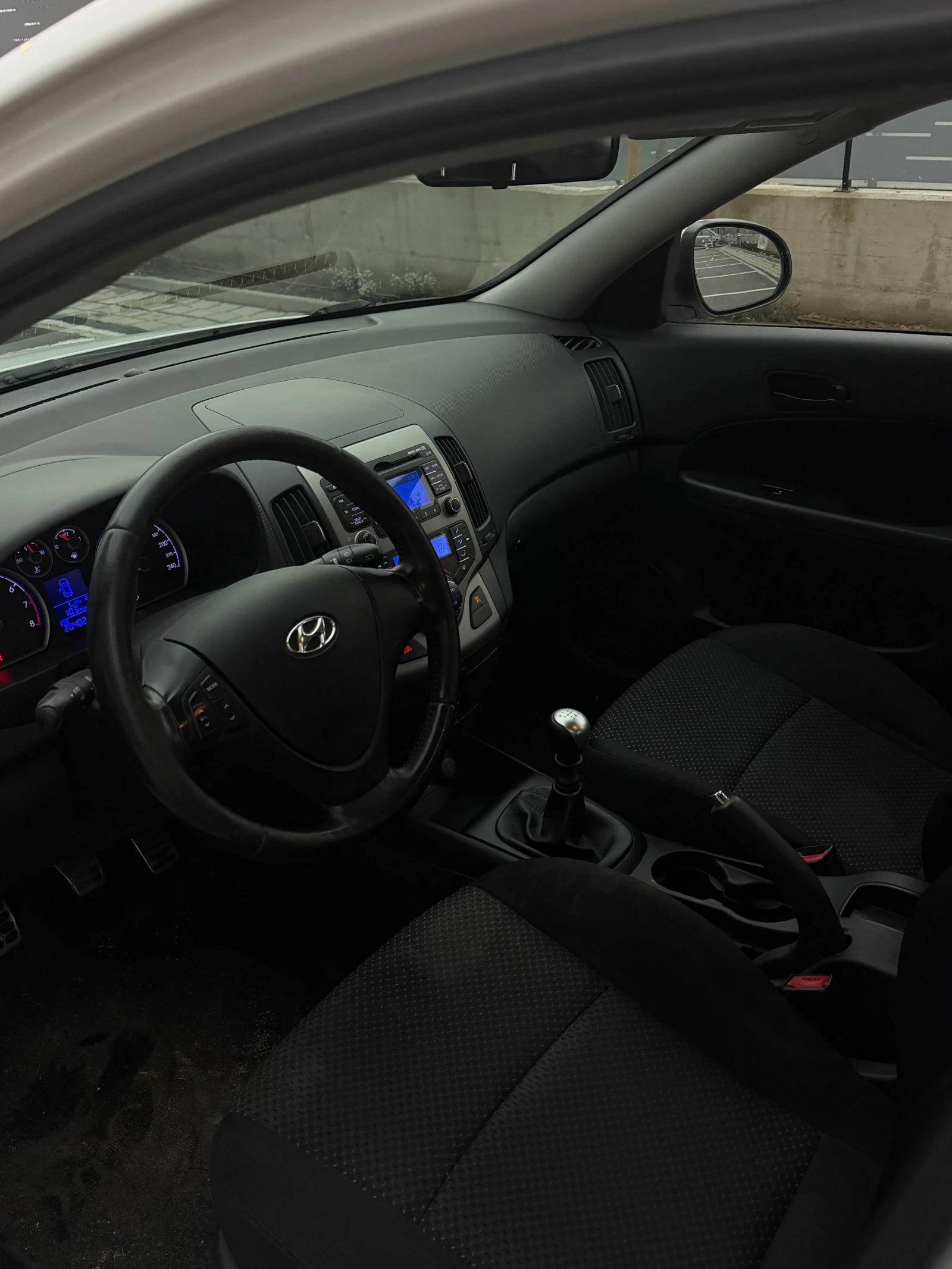 Hyundai I30 1.4 Sport газ/бензин, снимка 7 - Автомобили и джипове - 53904643