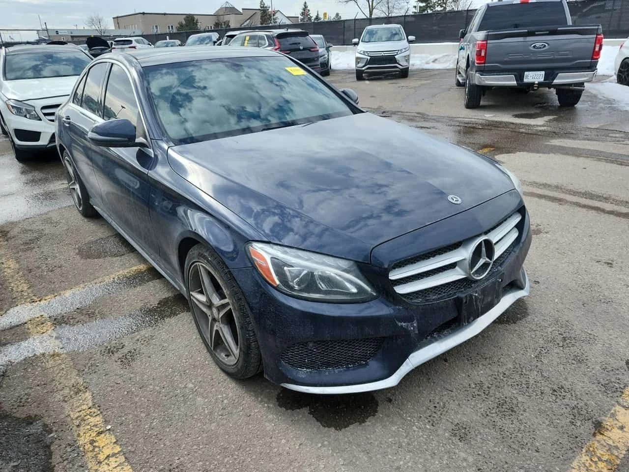 Mercedes-Benz C 300 4MATIC / ПОДГРЕВИ / ПАНОРАМА / ОТ ПРЕДСТАВИТЕЛСТВО, снимка 2 - Автомобили и джипове - 53996455