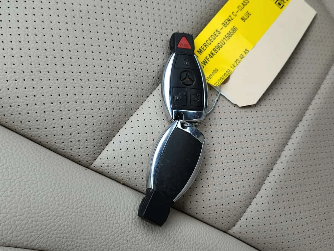 Mercedes-Benz C 300 4MATIC / ПОДГРЕВИ / ПАНОРАМА / ОТ ПРЕДСТАВИТЕЛСТВО, снимка 11 - Автомобили и джипове - 53996455