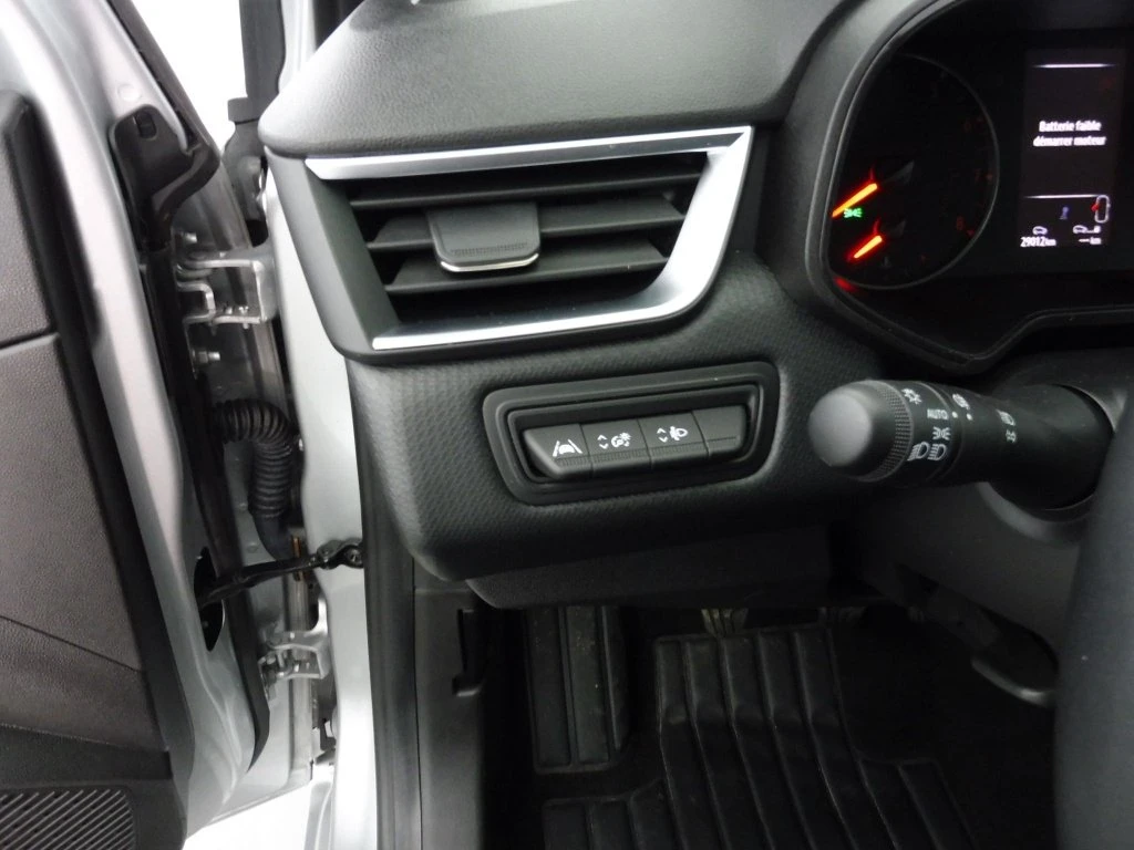 Renault Clio 1.0 Tce Equilibre, снимка 4 - Автомобили и джипове - 54109290