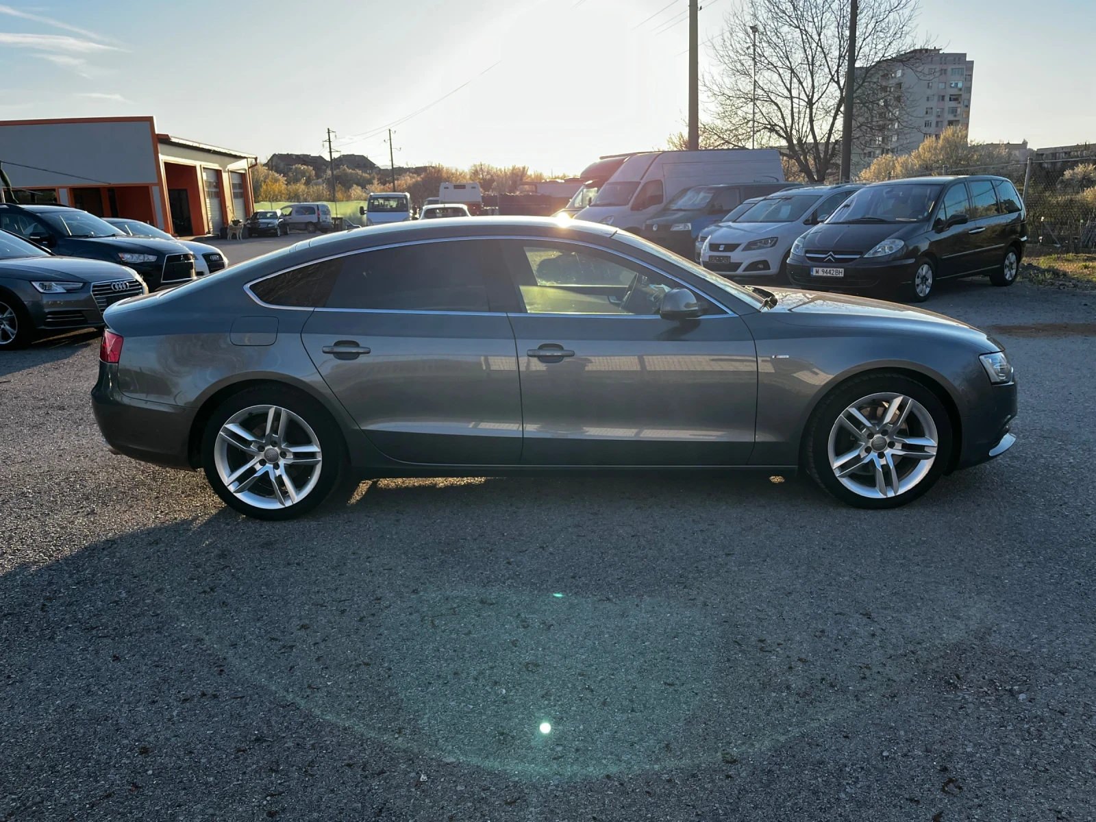Audi A5 Sportback 3.0TDi * АВТОМАТИК* S-Line, снимка 6 - Автомобили и джипове - 54117893