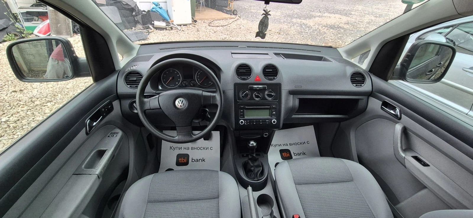 VW Caddy 1.6, снимка 10 - Автомобили и джипове - 55171813